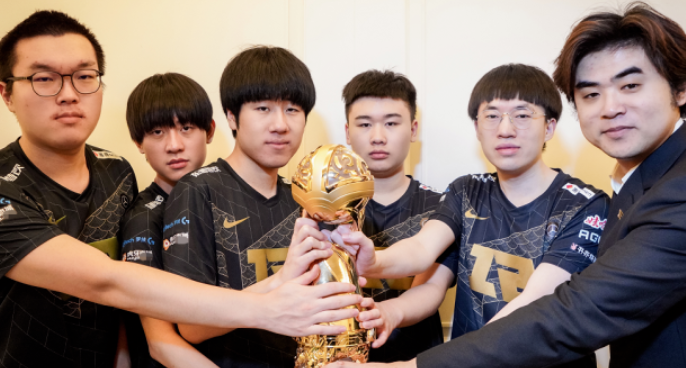 开云下载-DK轻取TL，Zeus拿下关键大龙激烈交锋入围赛，技惊四座