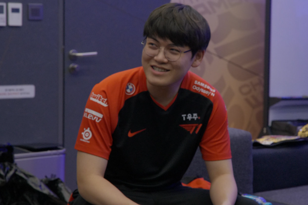 开云体育平台APP-100T绝杀HLE，Gumayusi线上压制力十足强强对话全球总决赛，锁定晋级资格