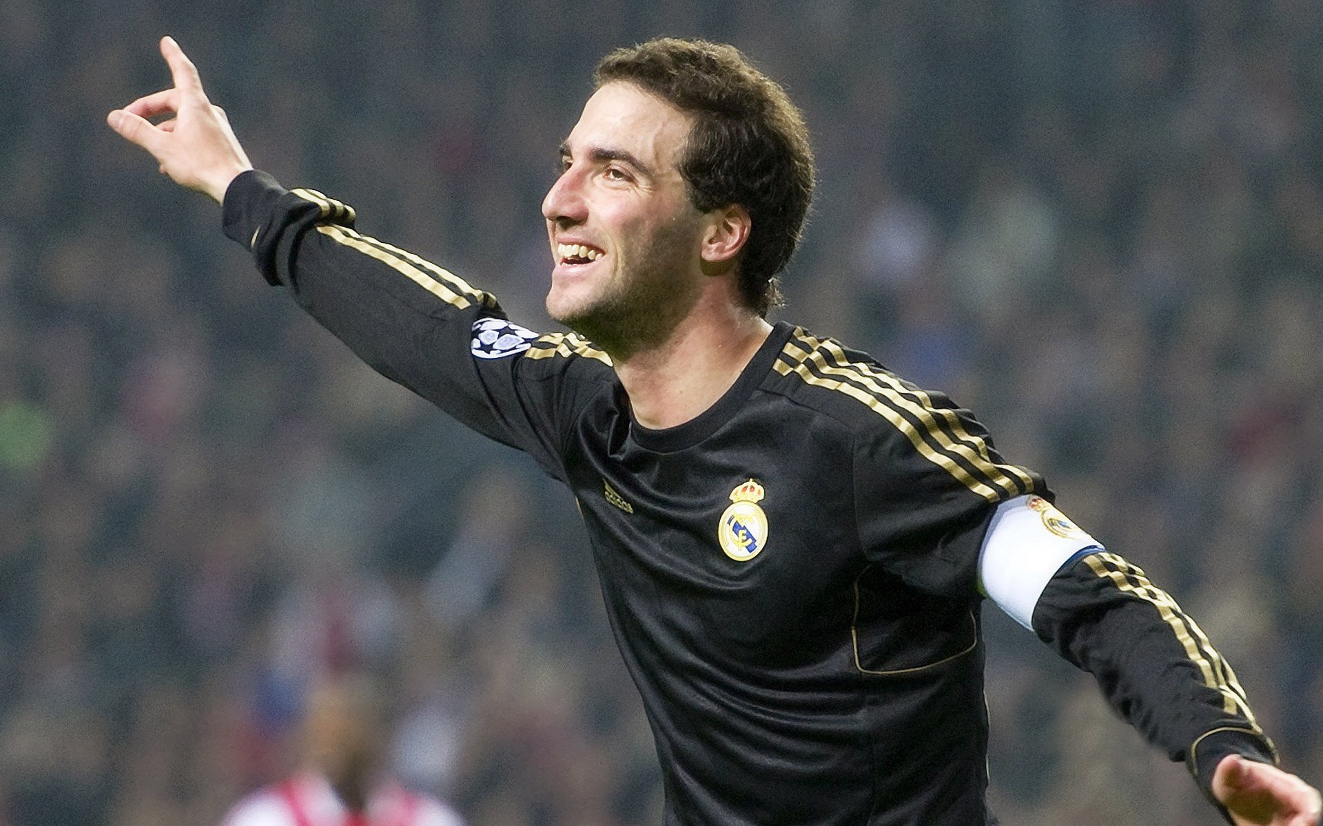 金球落位，若日尼奥在抢七之夜，将足球写成一首悬疑诗