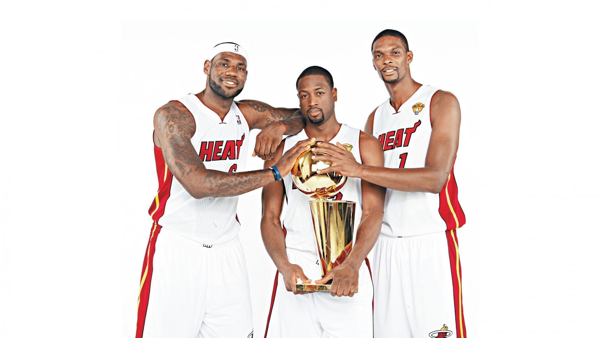 战术完胜！潜水艇连续攻击波冲垮雷恩，卢卡库红牌引爆致命转折