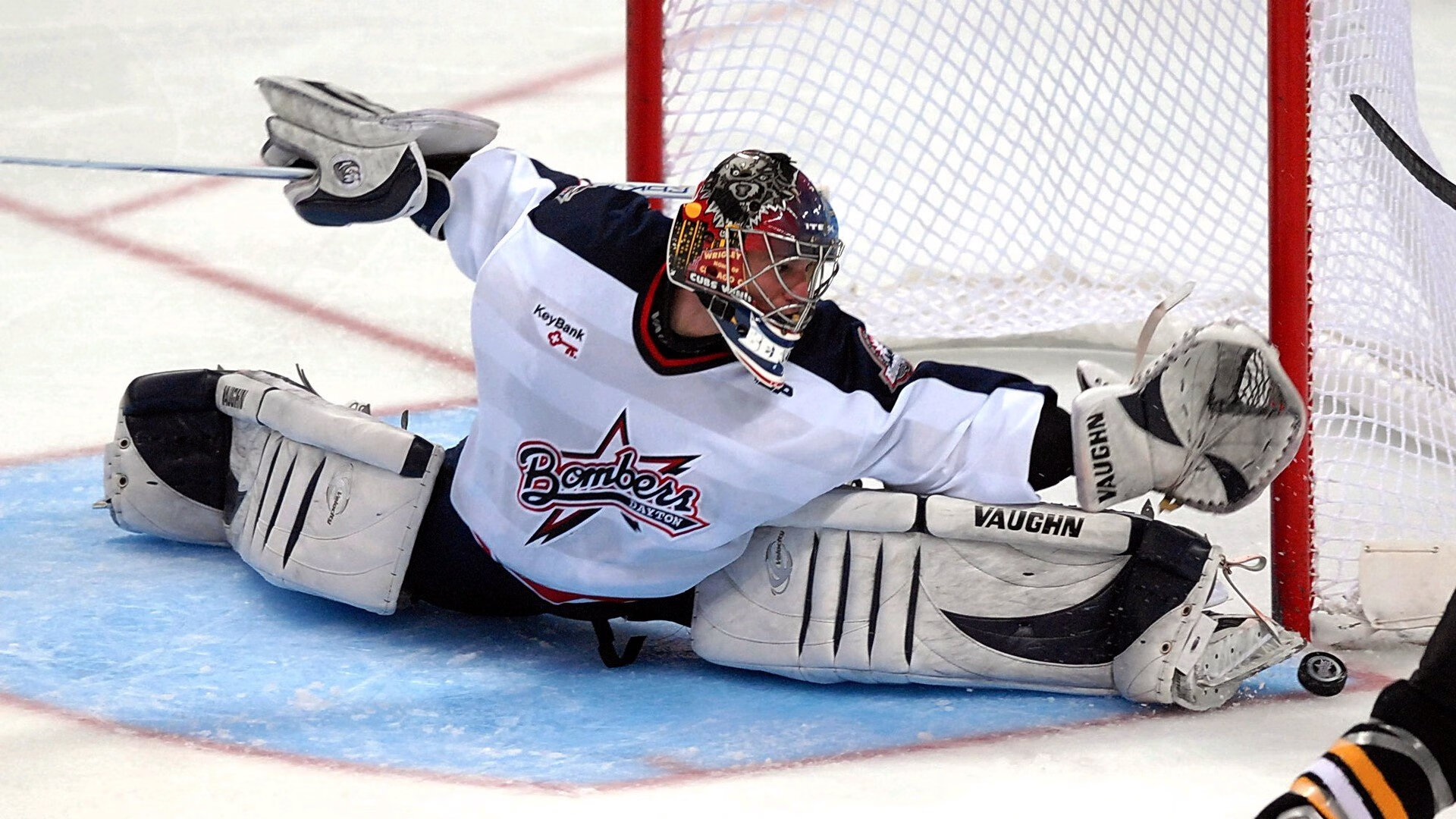 开云下载-沉舟侧畔千帆过，哈弗茨如何从迷失者蜕变为中轴心脏，解码皇家社会与黄潜之战的核心胜负手